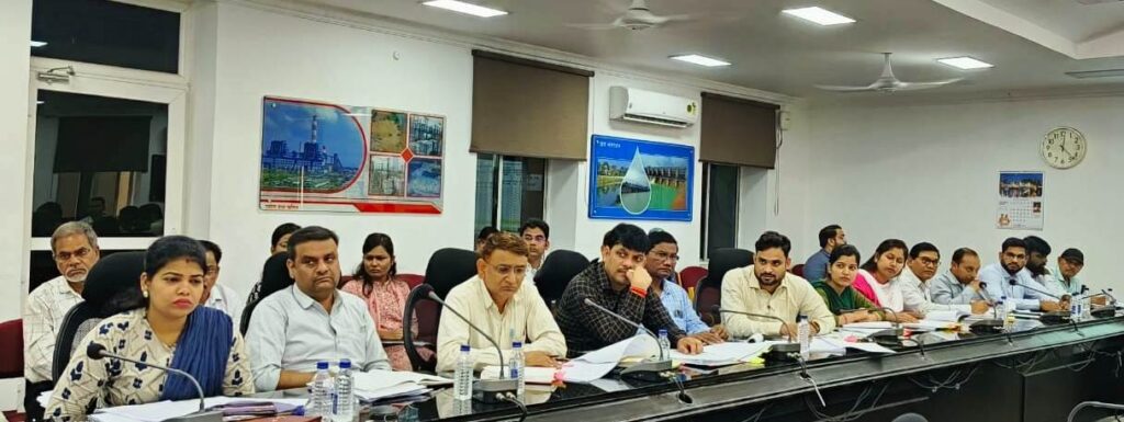 सीमांकन प्रकरणों का प्राथमिकता से करें निराकरण-कलेक्टर श्री कार्तिकेया गोयलअभिलेख शुद्धता में लाएं तेजी, कलेक्टर श्री गोयल ने राजस्व अधिकारियों को दिए निर्देशकलेक्टर श्री गोयल ने राजस्व विभाग की ली समीक्षा बैठक 3 2 17