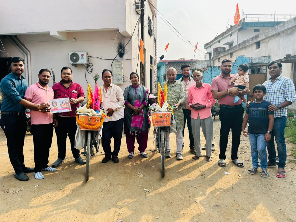 भटली धाम से निशान ले के बाबा श्याम के प्रेमी आज घरघोड़ा पहुँचे श्री श्याम सरकार सेवा संघ के घरघोड़ा के श्याम दीवानो ने धूमधाम से किया स्वागत 1 IMG 20240216 WA00301
