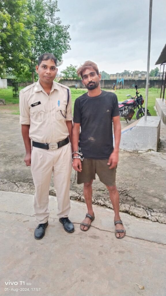 रात्री मे घर में घुसकर छेड़छाड करने वाले आरोपी को बिलाईगढ़ पुलिस ने किया गिरफ्तार 1 IMG 20240801 WA0064