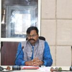 बलरामपुर : कलेक्टर-एसपी ने लॉ एंड ऑर्डर के संबंध में ली राजस्व एवं पुलिस विभाग की संयुक्त बैठक. 2 1733396987 badaf226136b8b848e68 1
