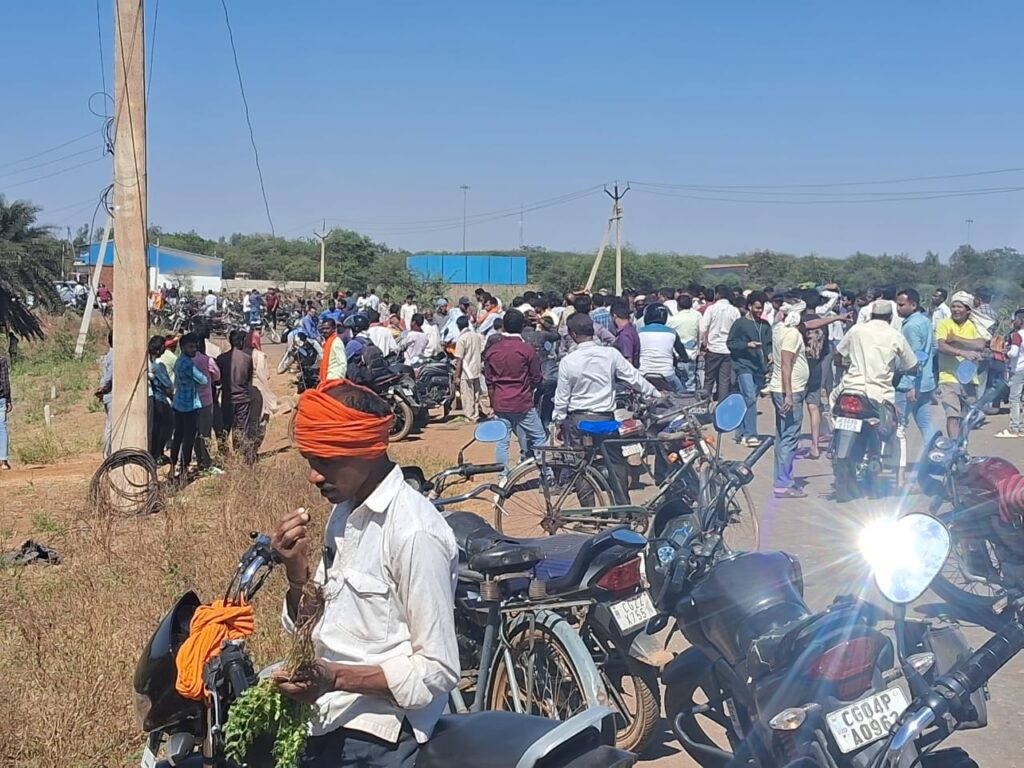 मंगसा से शादी मनाकर गाँव लौटते समय सड़क हादसा, मोटरसाइकिल सवार की मौत 2 IMG 20250306 WA0036