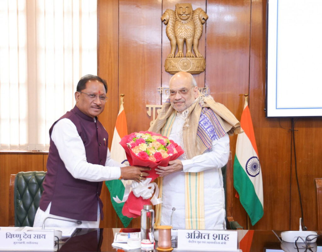 रायपुर : नए कानूनों को प्रभावी ढंग से लागू करने में अग्रणी भूमिका निभाएगा छत्तीसगढ़ – विष्णु देव साय. 1 1745247349 be2d44c297a2fafa0604