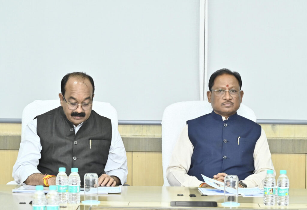 रायपुर : मुख्यमंत्री श्री विष्णु देव साय के निर्देशों पर हुआ अमल : 11 हजार से अधिक हैंडपंपों की मरम्मत पूर्ण 1 1745329117 ec7558b380159430f006