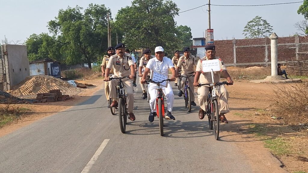 फिट इंडिया साइक्लिंग अभियान: 6वीं वाहिनी छ.स. बल रायगढ़ द्वारा जनजागरूकता रैली का आयोजन @ "फिटनेस का डोज़, आधा घंटा रोज़" 2 IMG 20250406 WA0015