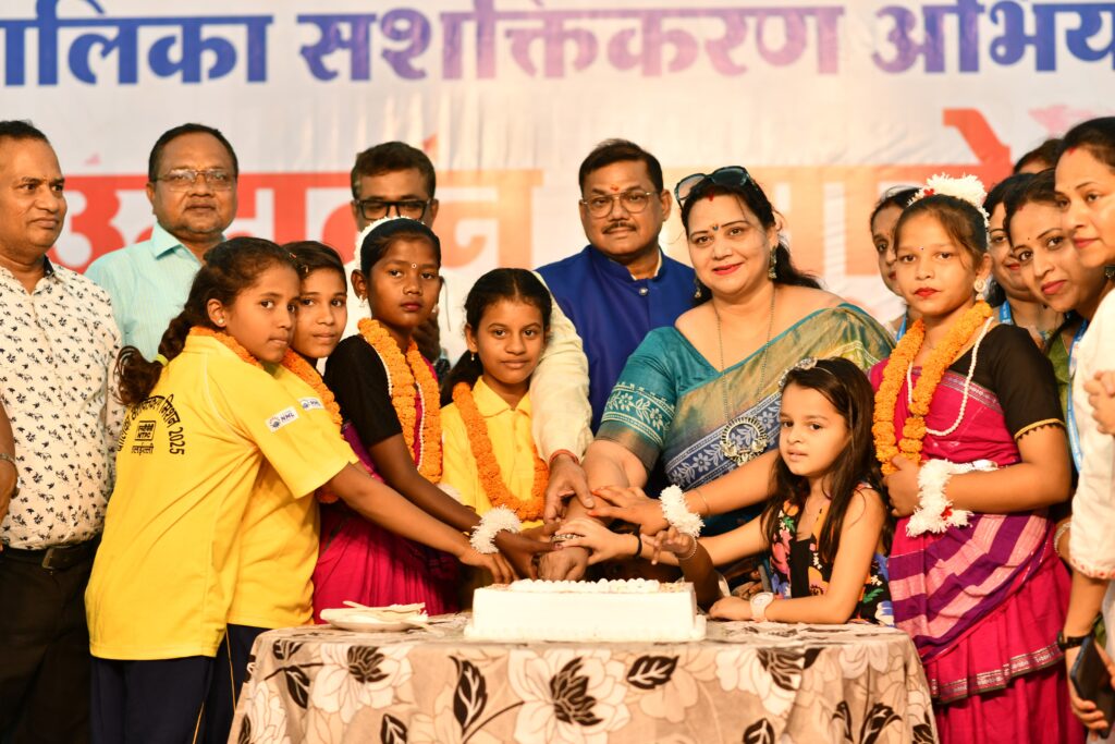 तलईपल्ली कोयला खनन परियोजना में 'बालिका सशक्तिकरण अभियान 2025' का भव्य शुभारंभ . 1 IMG 20250517 WA0013 1