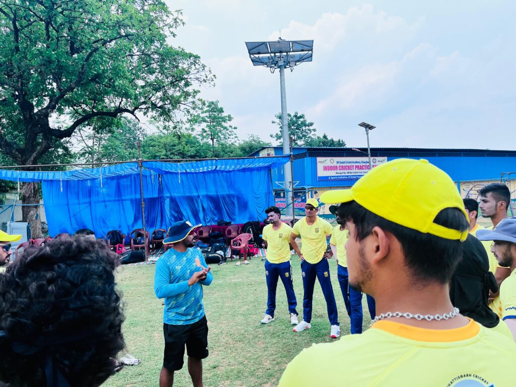 छत्तीसगढ़ क्रिकेट प्रीमियर लीग का बुखार चढ़ा ,रायगढ़ लायन के प्रशंसक एवं खिलाड़ी पूरे जोश में 2 IMG 20250527 WA0027