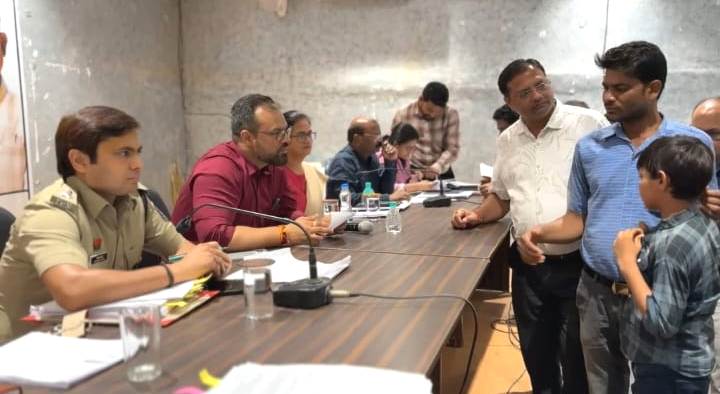 रायपुर : आर्थिक रूप से कमजोर यश को मिलेगा छात्रावास में प्रवेश 1 1750234240 76cf5d32050e9847bf79