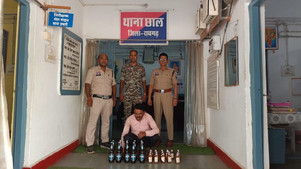 अवैध शराब तस्करी पर छाल पुलिस की कार्रवाई, थंडर बोल्ट बियर और गोवा शराब के साथ आरोपी गिरफ्तार 1 IMG 20250607 WA0011 1