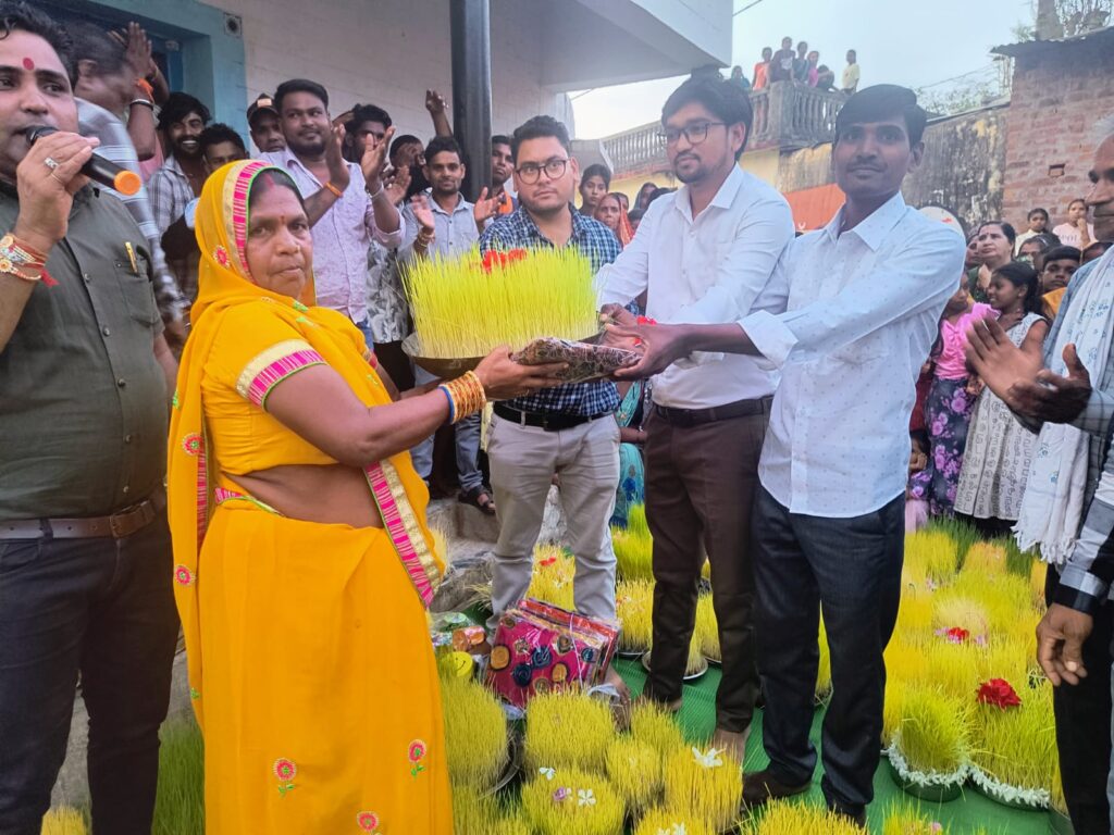 ग्राम पंचायत टुंडरी में भोजली प्रतियोगिता का भव्य आयोजन, पारंपरिक लोक संस्कृति की झलक 4 IMG 20250811 WA0019