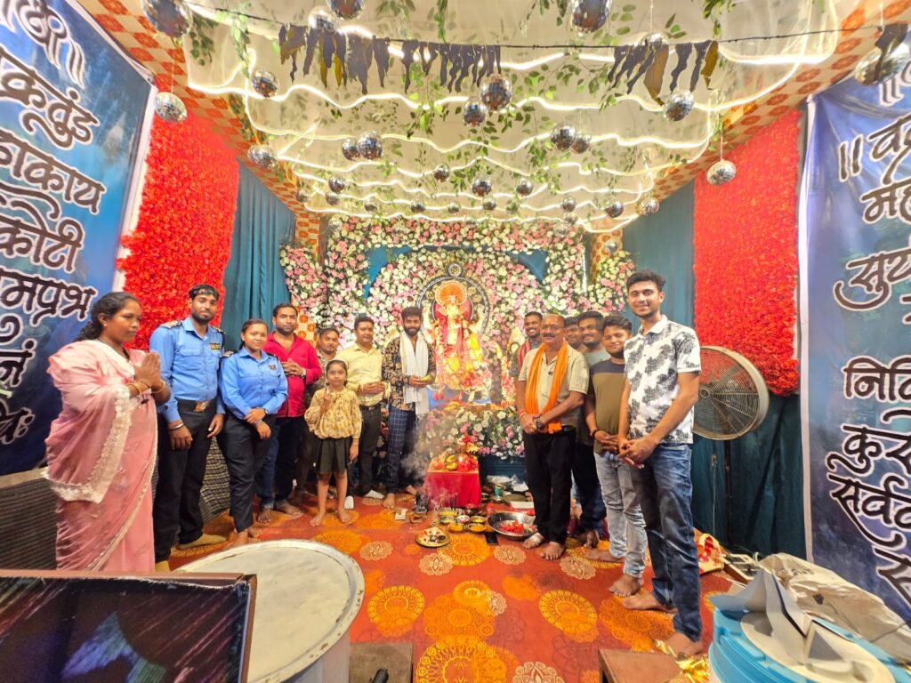 घरघोड़ा में श्री श्याम सरकार सेवा संघ द्वारा धूमधाम से मनाया गया गणेश उत्सव 2 1000154643
