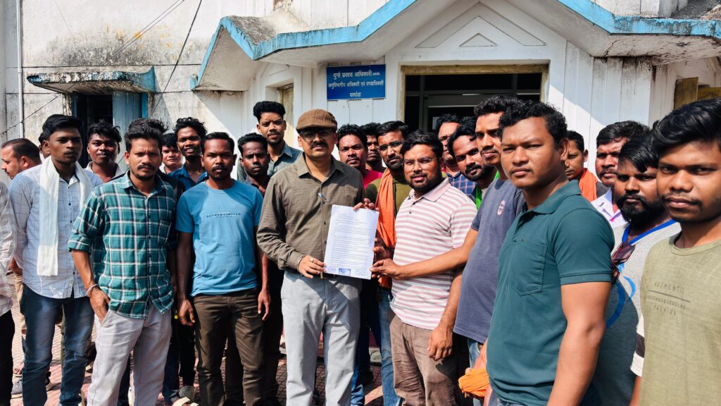 एनटीपीसी तलाईपल्ली कोल माइंस में संविदाकर्मियों का फूटा गुस्सा — मजदूर हितों की अनदेखी पर हड़ताल की चेतावनी! 2 1000738272