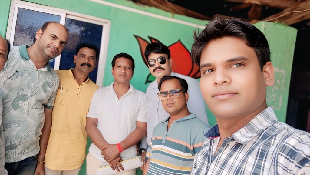 मनमोहन सिंह राजपूत तीसरी बार बने छत्तीसगढ़ श्रमजीवी पत्रकार संघ के जिलाध्यक्ष पत्रकार हितों की आवाज़ को मिलेगा और बल, संगठन में खुशी की लहर 2 1001931280